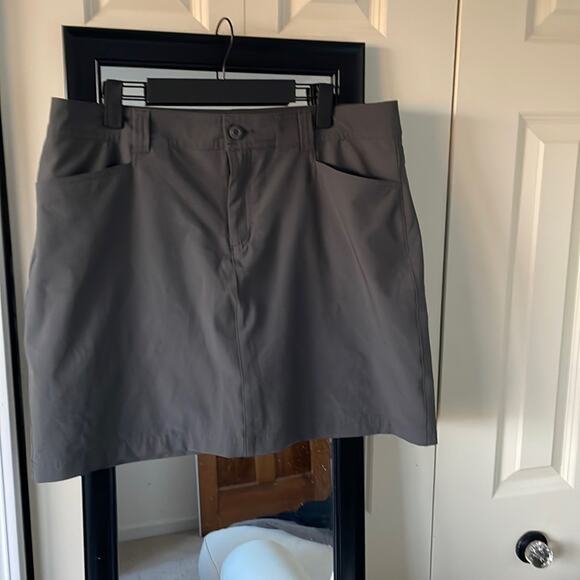 EDDIE BAUER Gray Adventure Skort Size 12 | Moisture Wiking - Picture 1 of 4